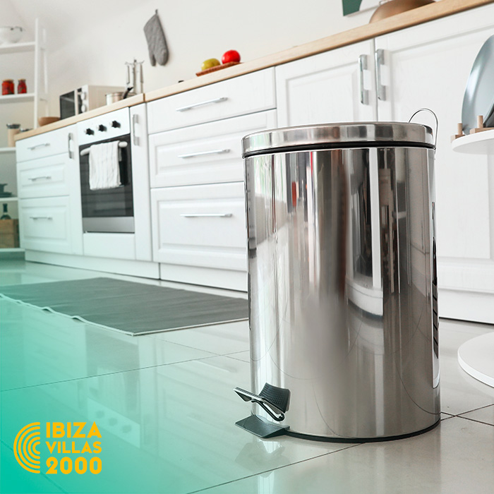 Ibiza Villas 2000 - Rubbish Collection Service