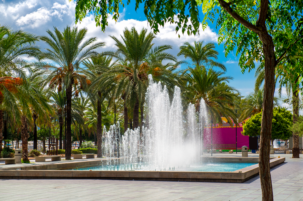 Ibiza Villas 2000 - Discover San Antonio