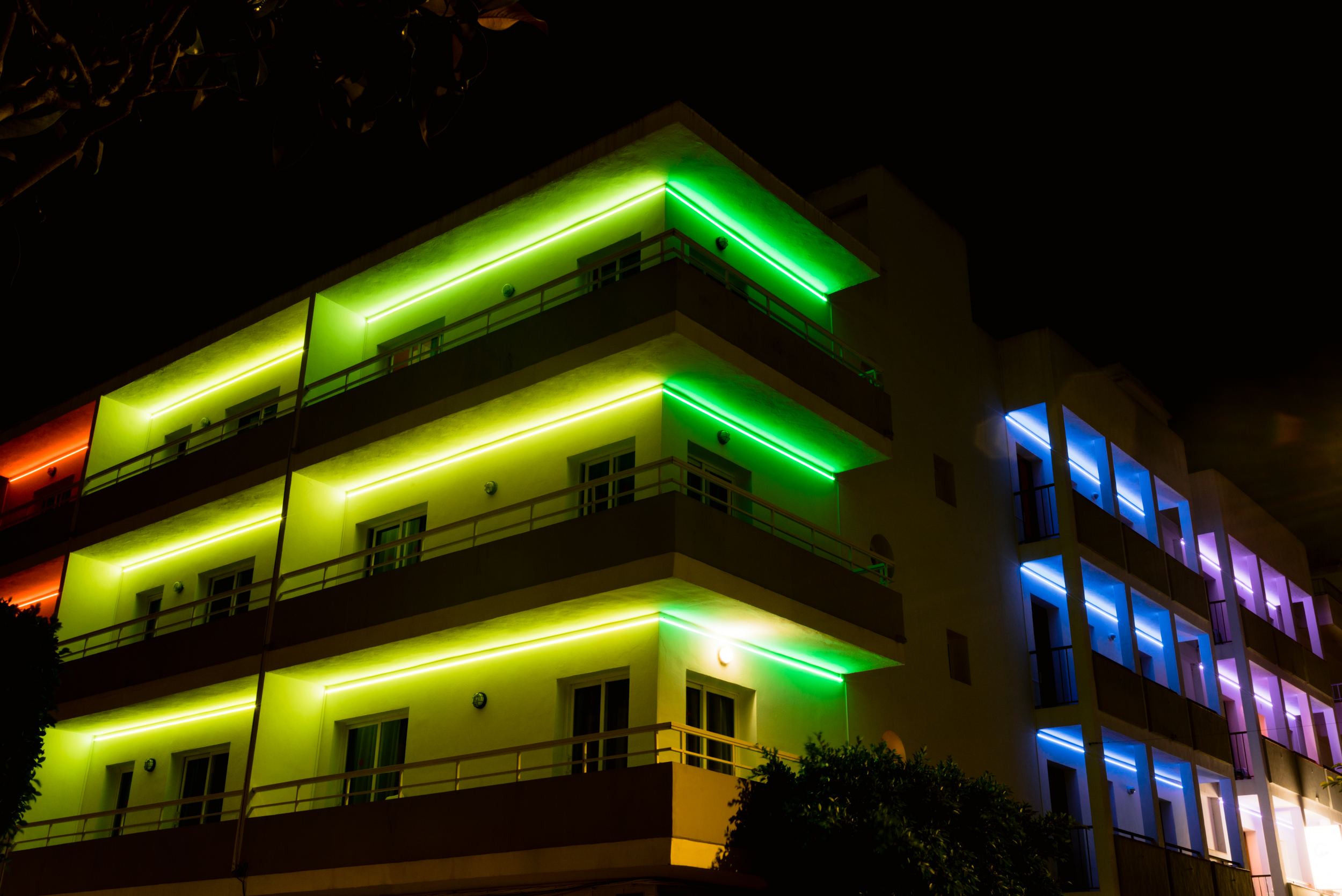 Web Tomhotel ©sayanacairo 3 1