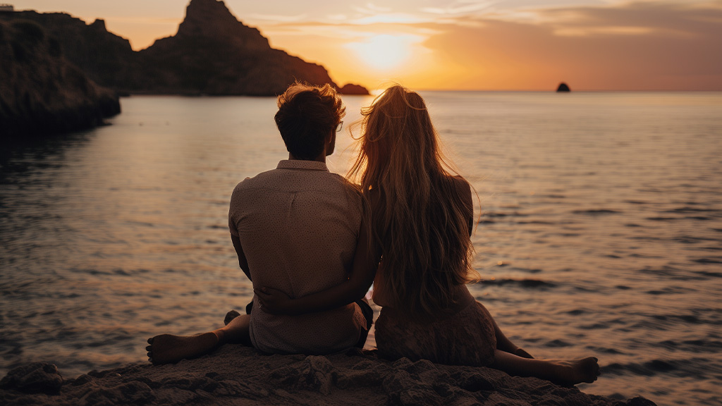 Ibiza Villas 2000 - Unforgettable Romance Awaits: Design Your Dream Ibiza Getaway