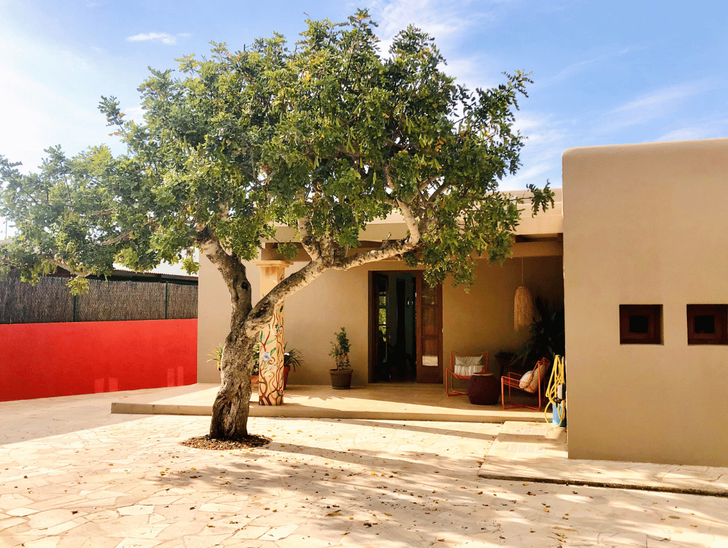 Villa to rent in Ibiza Playa d'en Bossa with pool